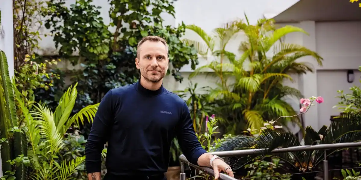 Stablecoin USDT Tycoon's Shopping Cart Includes a Mattress