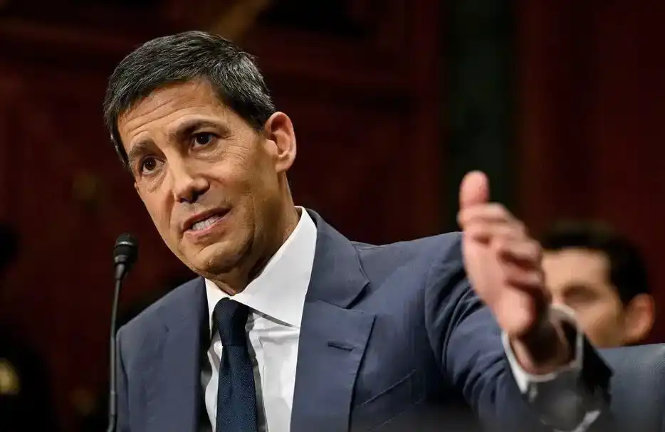 Key Lawmaker 'Relents', Wash's Biggest Obstacle to Assuming Fed Chair on May 15 Cleared