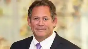 Dari Gagal Mendirikan Hedge Fund Sebelum Krisis Keuangan hingga Mengelola Aset Triliunan Dolar, Kepala Investasi Global Fixed Income BlackRock Bagikan Prinsip Investasi