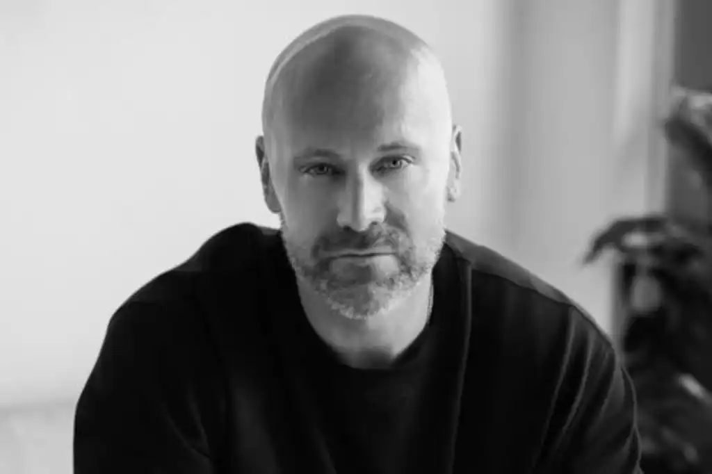 《财富》调查：抄Strategy作业失败，基金巨亏清算、未婚妻在非洲离奇身亡