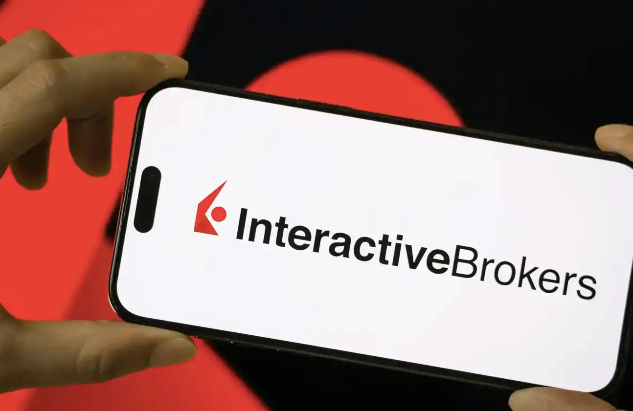 Traditional Brokerage Firm Enters Crypto: Interactive Brokers' Three-Month Blitz in the Crypto Market