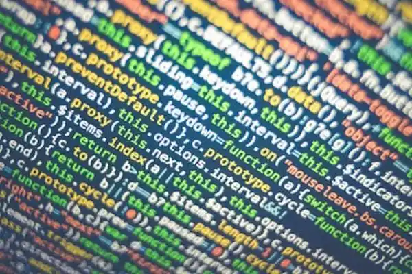 为了防中国模型，硅谷三巨头连“复仇者联盟”都整出来了？