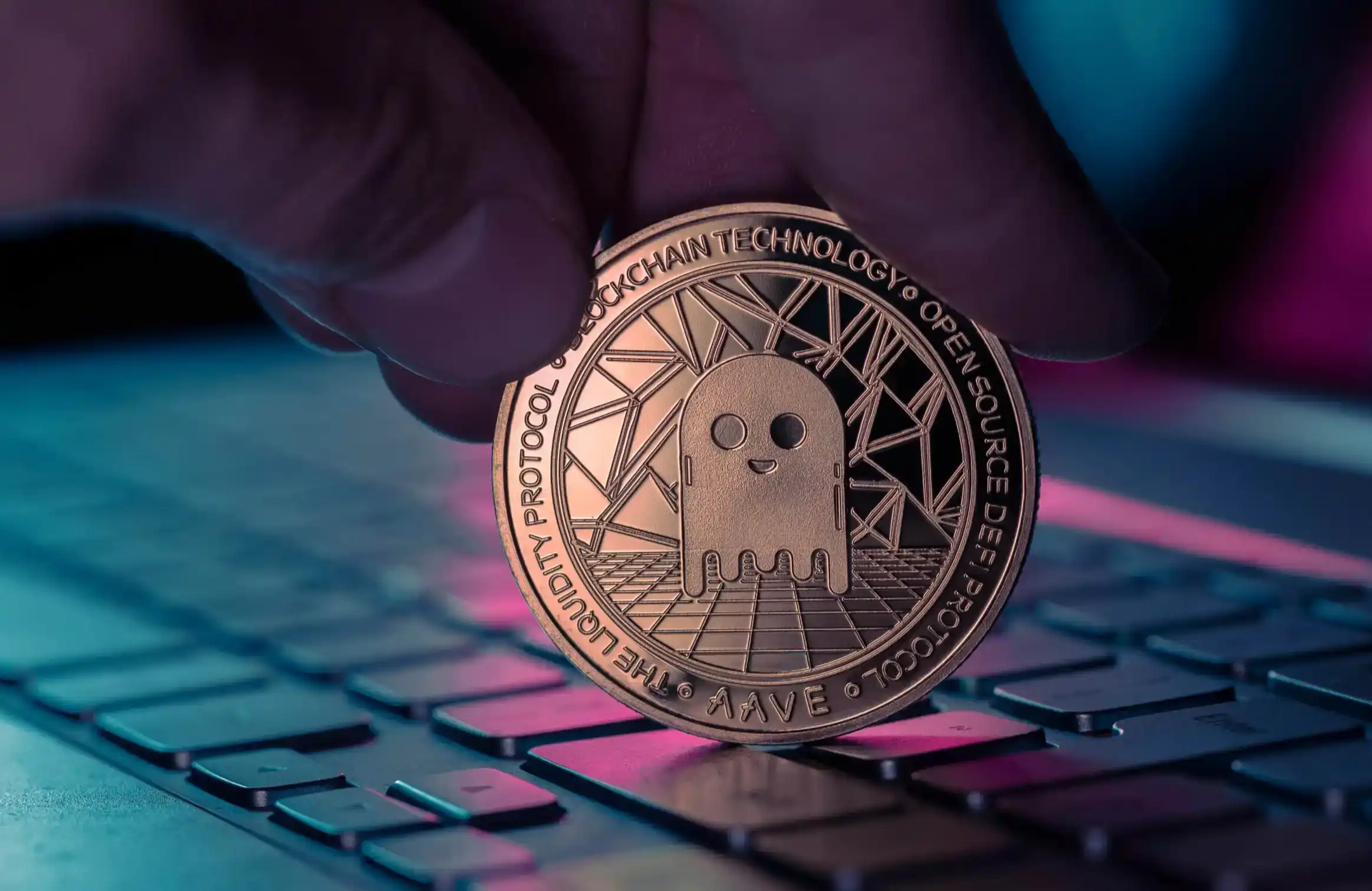 On the Same Day Aave Introduced rsETH, Why Did Spark Choose to Exit?