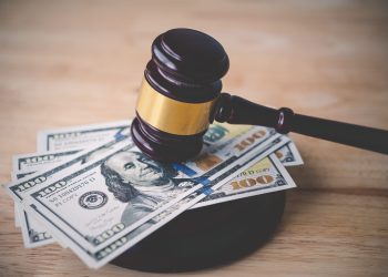 Law Firm Behind FTX Legal Work Now Facing $525M Suit