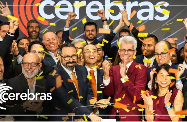 十年押注Cerebras:「晶圆级AI芯片」如何登上纳斯达克