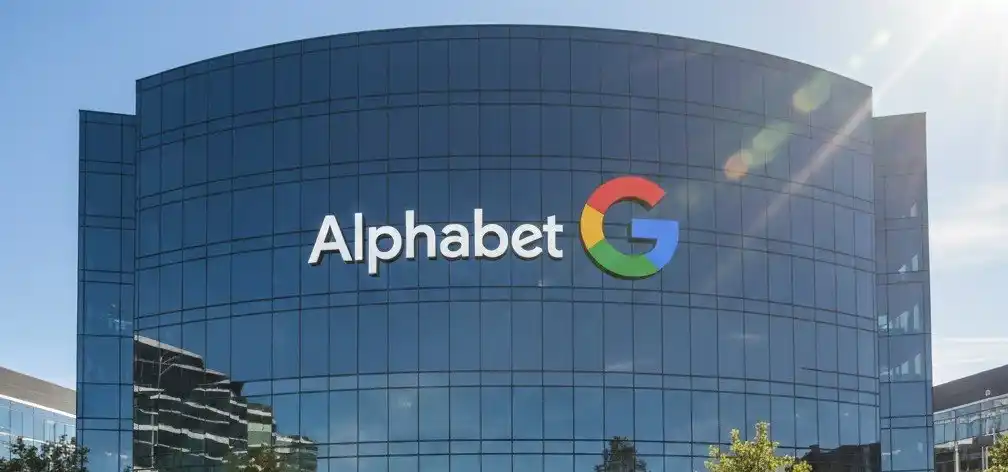 Google 850 亿增发打破历史纪录,巴菲特 100 亿押注 AI 基建