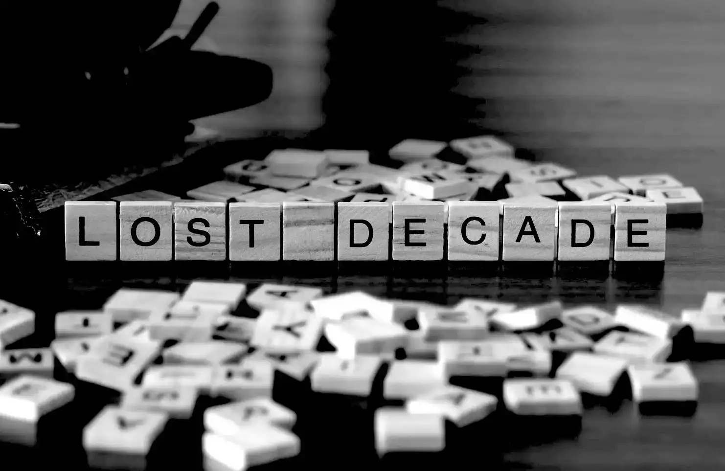 The Compounding Crisis in an Era of High Valuations: Is the US Stock Market Facing a New 'Lost Decade'?