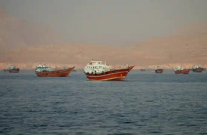 Hormuz Strait Reopening: Will the Fed Turn "Dovish" and the Market Reprice "Rate Cuts"?