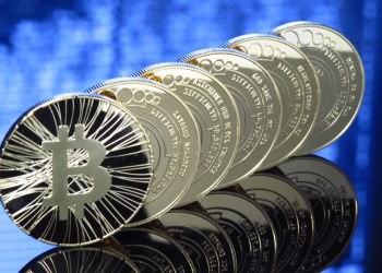 Bitcoin ETFs Post $1.42B Weekly Outflows To Close May Bloodbath