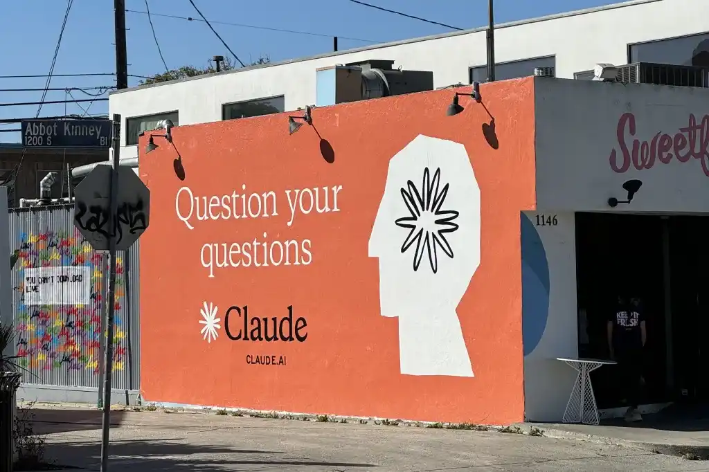 Claude Requires ID Verification and Facial Recognition? The Facial Recognition Requirement is an Old Story from Two Months Ago, and "Sharing Data with Police" is a Misinterpretation