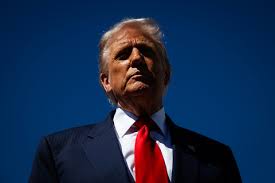 Trump's 'Bitcoin Retirement Plan' Hits Roadblock: Democrats Claim It Endangers American Workers' Pensions?