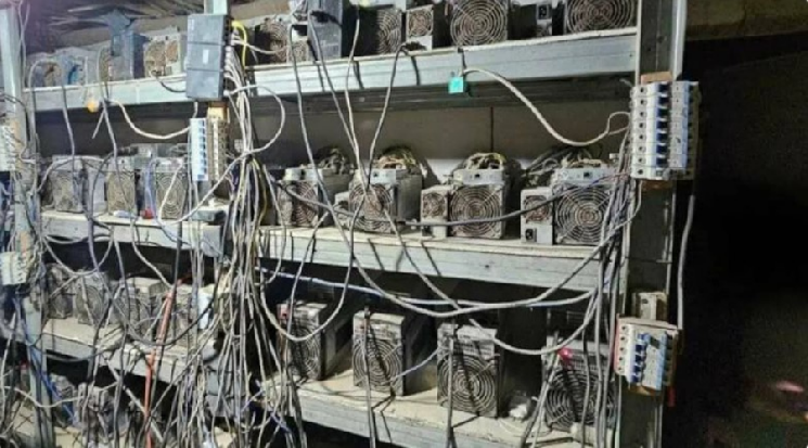 Russian Organizes Underground Crypto Farm in a Container