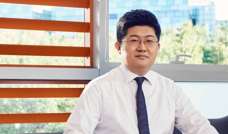 From Blockchain's First Share to the Edge of Delisting: Canaan Technology Trapped in a 'Fight for Survival'