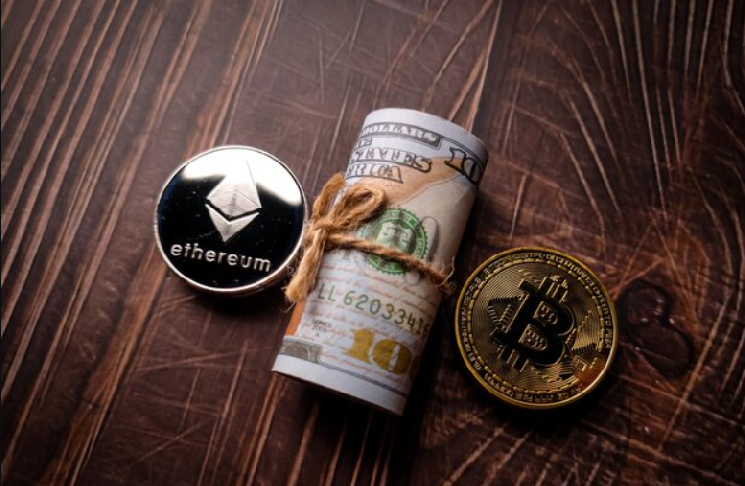Critical Day in the Cryptocurrency Market: Sharp 10.5 Billion Dollar Surge in Bitcoin and Ethereum Option Prices! What Do Investors Expect? - cryptonews.ru