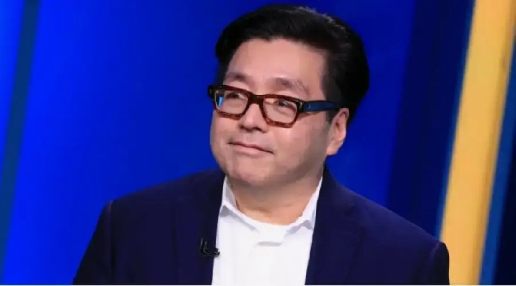 汤姆·李提议通过智能合约控制机器人