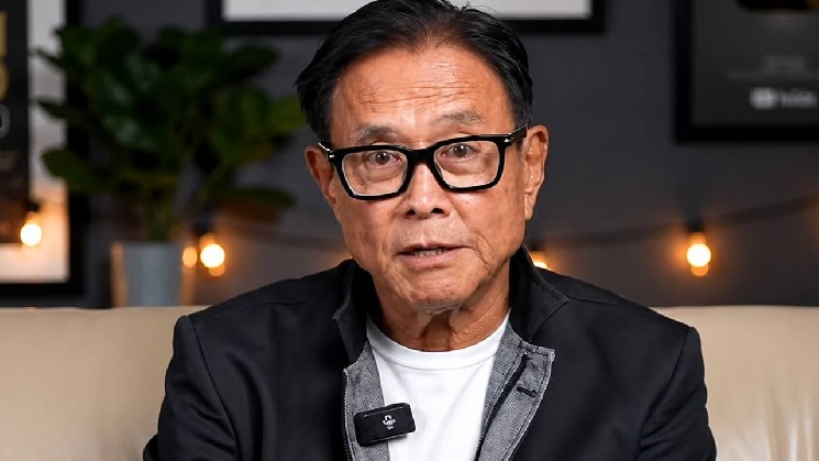 Robert Kiyosaki Calls Treasury's Bond Buyback Expansion 'Quantitative Easing,' Backs Bitcoin