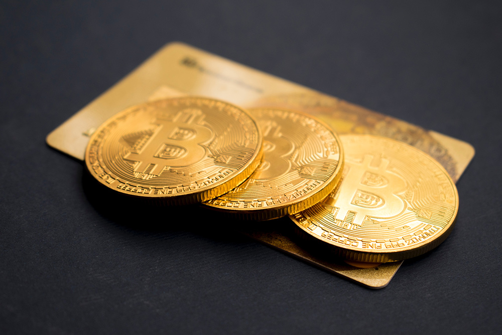 Bitcoin and Gold Funds Attract $7 Billion, 'Scarce Asset' Trading Makes a Comeback