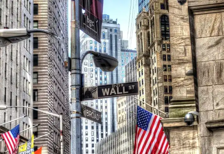 How Does Wall Street View Warsh's Jackson Hole Debut? Hawkish 'Correction' of July Communication; Failure to Hike in September May Further Damage Fed Credibility