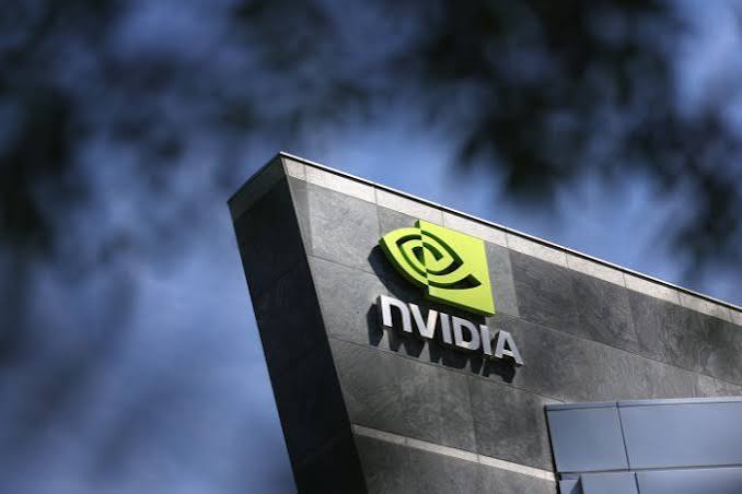 Семь дней падения акций Nvidia, P/E сократился до 18. Время покупать?