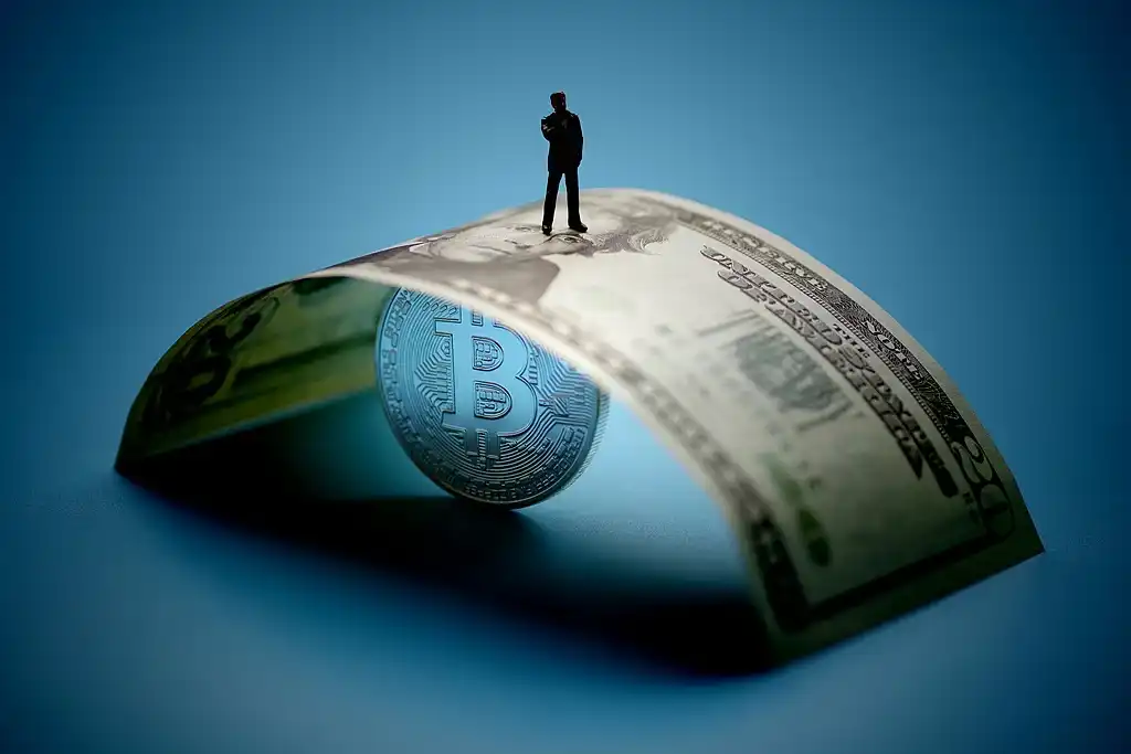 Stocks Are Plummeting More Sharply Than Cryptocurrencies. Where Has the Money Gone?