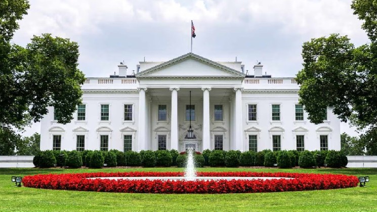 Senate Has 4 Days to Advance CLARITY Act as White House Considers Deal