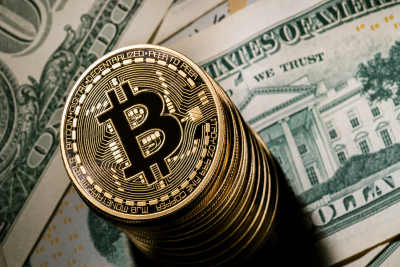Bitcoin Holds Above $79,000: ETF Inflows Mark Longest Streak Since April