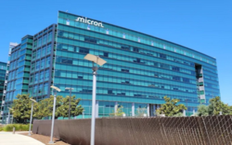 Micron Falls to $932.86, Down Nearly 4% in 10 Days! Resistance at $941.59, Breach Below $908 Could Signal Further Bearish Outlook