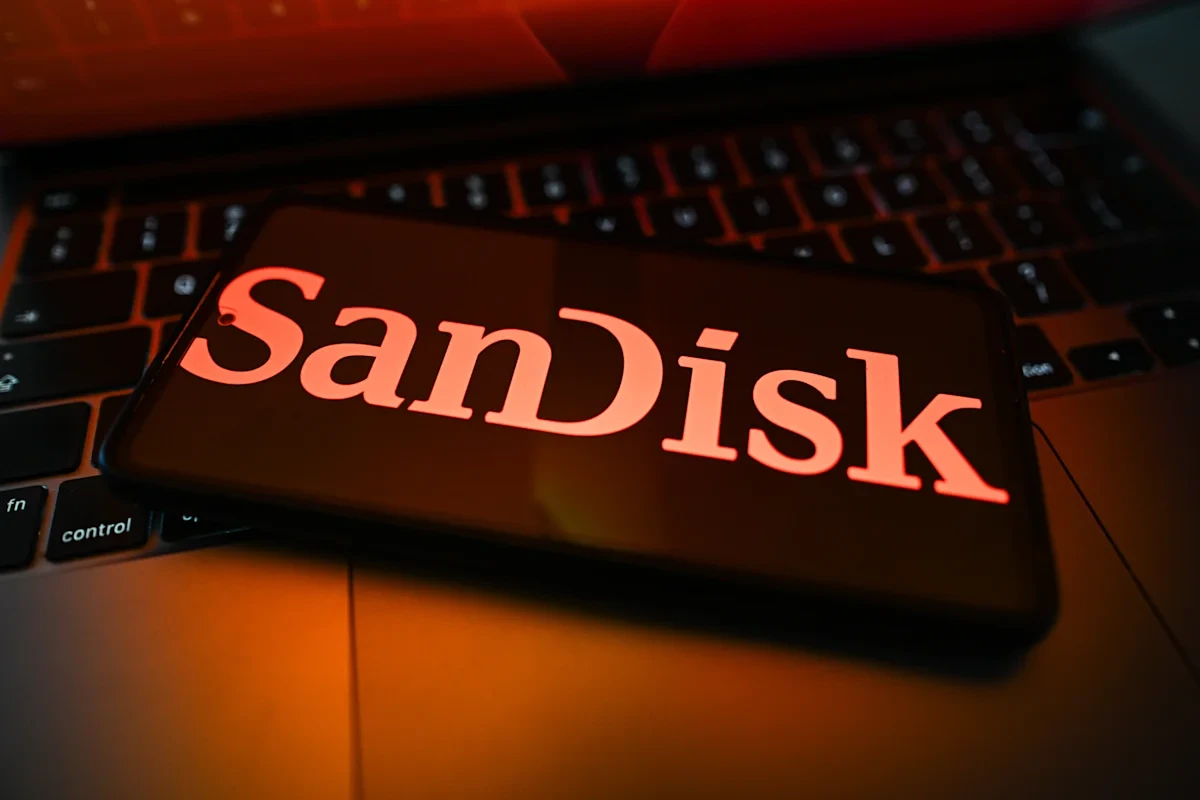 SanDisk Reports Record Earnings, Why Did It Still Plunge 8% After Hours?