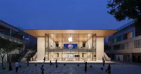 First foldable iPhone sells for $1,999, while Apple corrects 4%: Is now the time to buy the dip or catch a falling knife?