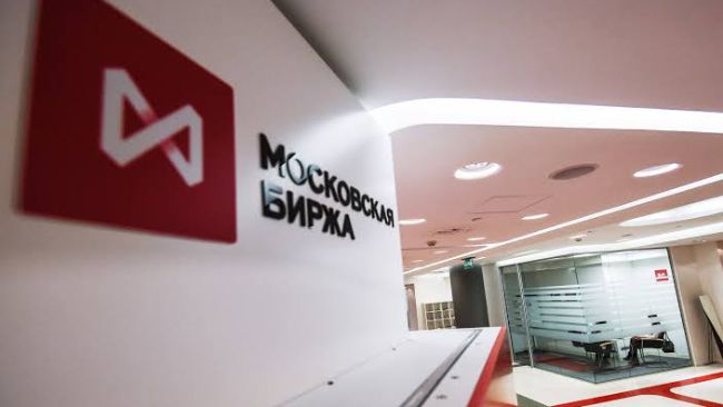 Мосбиржа анонсировала запуск курса биткоина к рублю