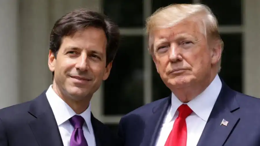 Trump's Perplexing Fed Threat Might Be a Gift to Warsh
