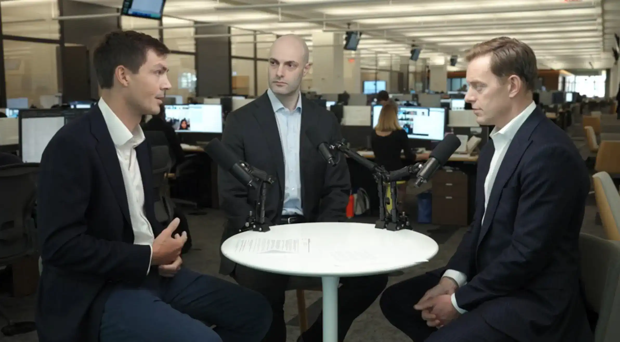 Goldman Sachs Roundtable: AI Trading Shifts from Hardware to Applications, Market Eager for the 'Next AI Story'